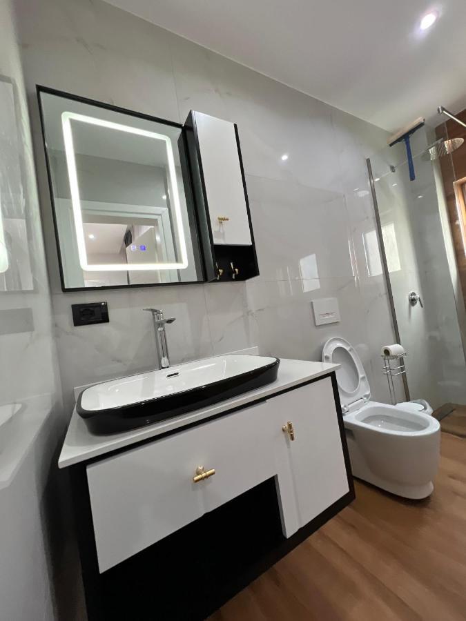 Hotel Vila Herta Durrës Esterno foto